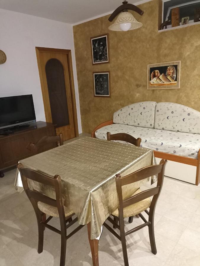 Pozzuoli-Licola Mare Apartment Екстериор снимка